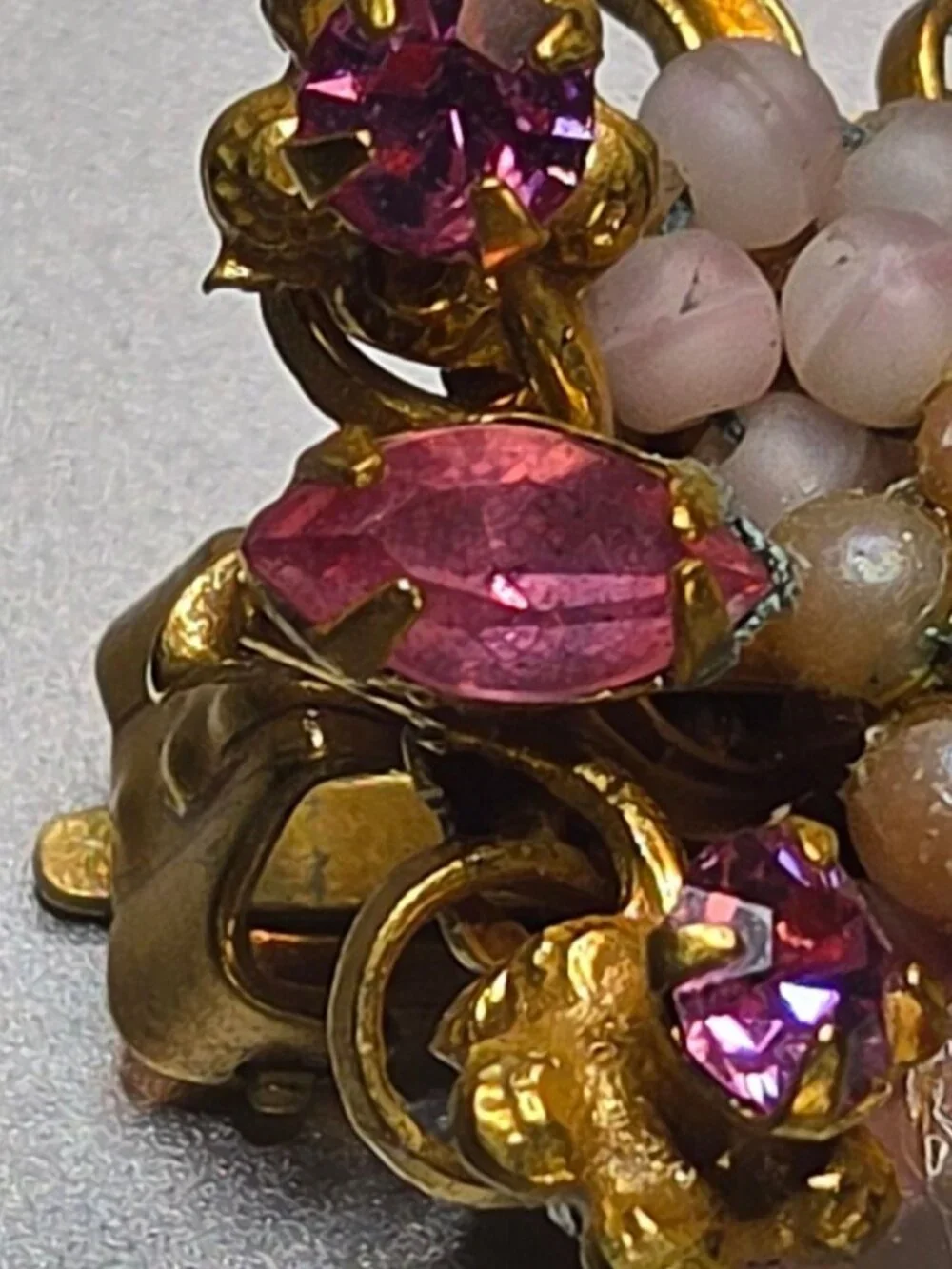 Vintage Signed Robert Pink Flower Cluster Clip-On Earrings Mid-Century 1950s - Picture 12 of 12